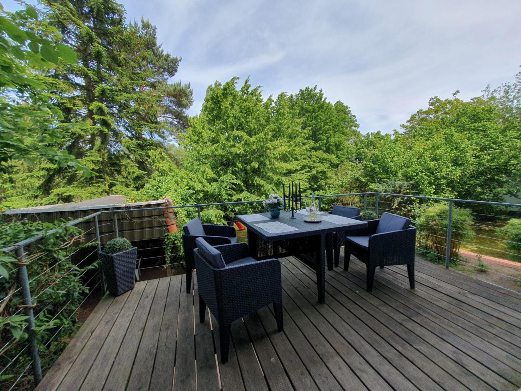 Ferienhaus Deutsche Ostseevilla - Grosse Mit Sauna, Spielplatz, Pkw-stellplaetze, Grosser Garten *