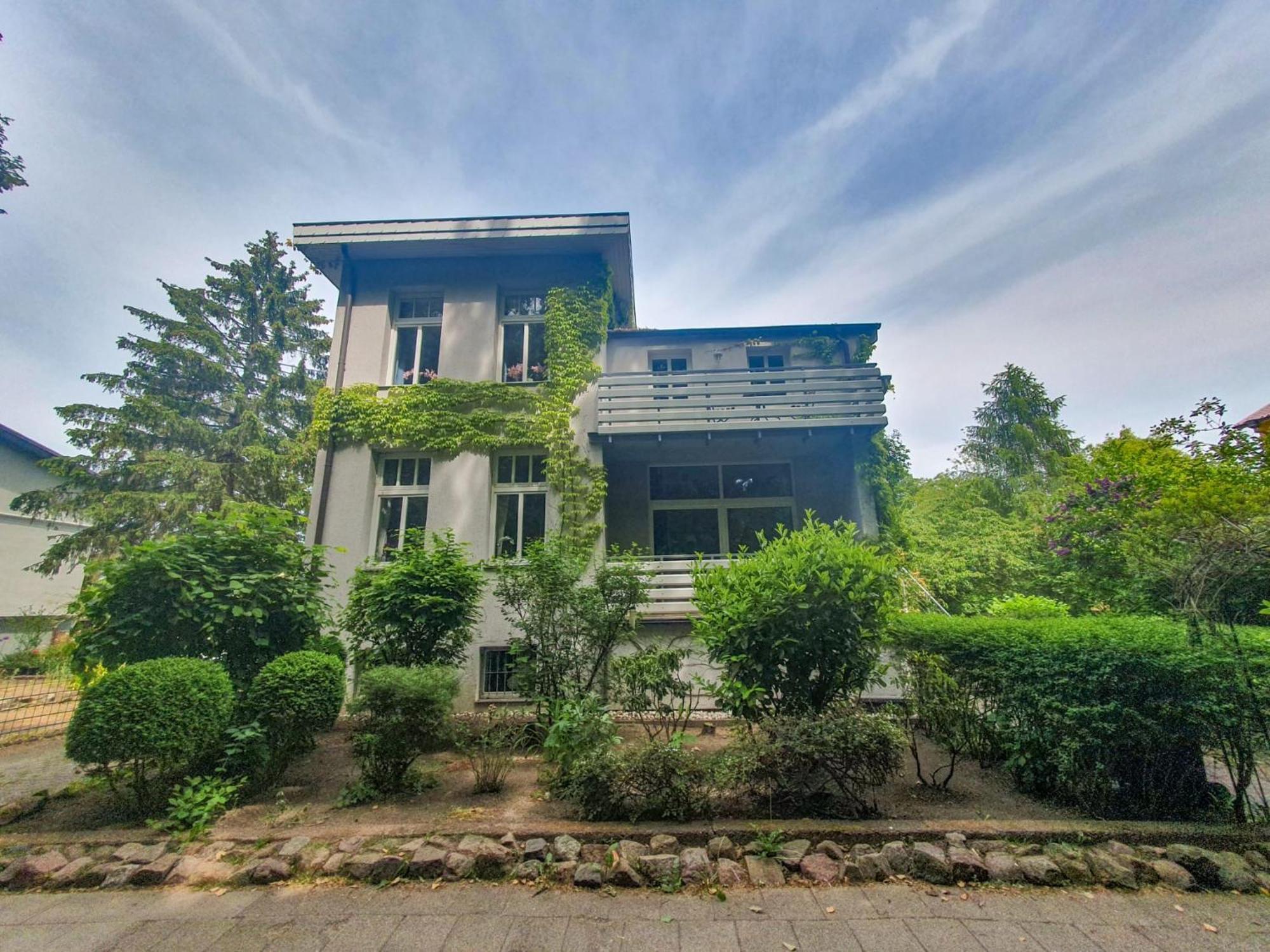 Deutsche Ostseevilla - Große Mit Sauna, Spielplatz, Pkw-stellplätze, Großer Garten